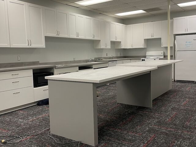 Special Education Classroom / Kitchen 